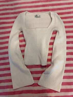 Hollister Cream Ribbed Knit Bell Sleeve Top